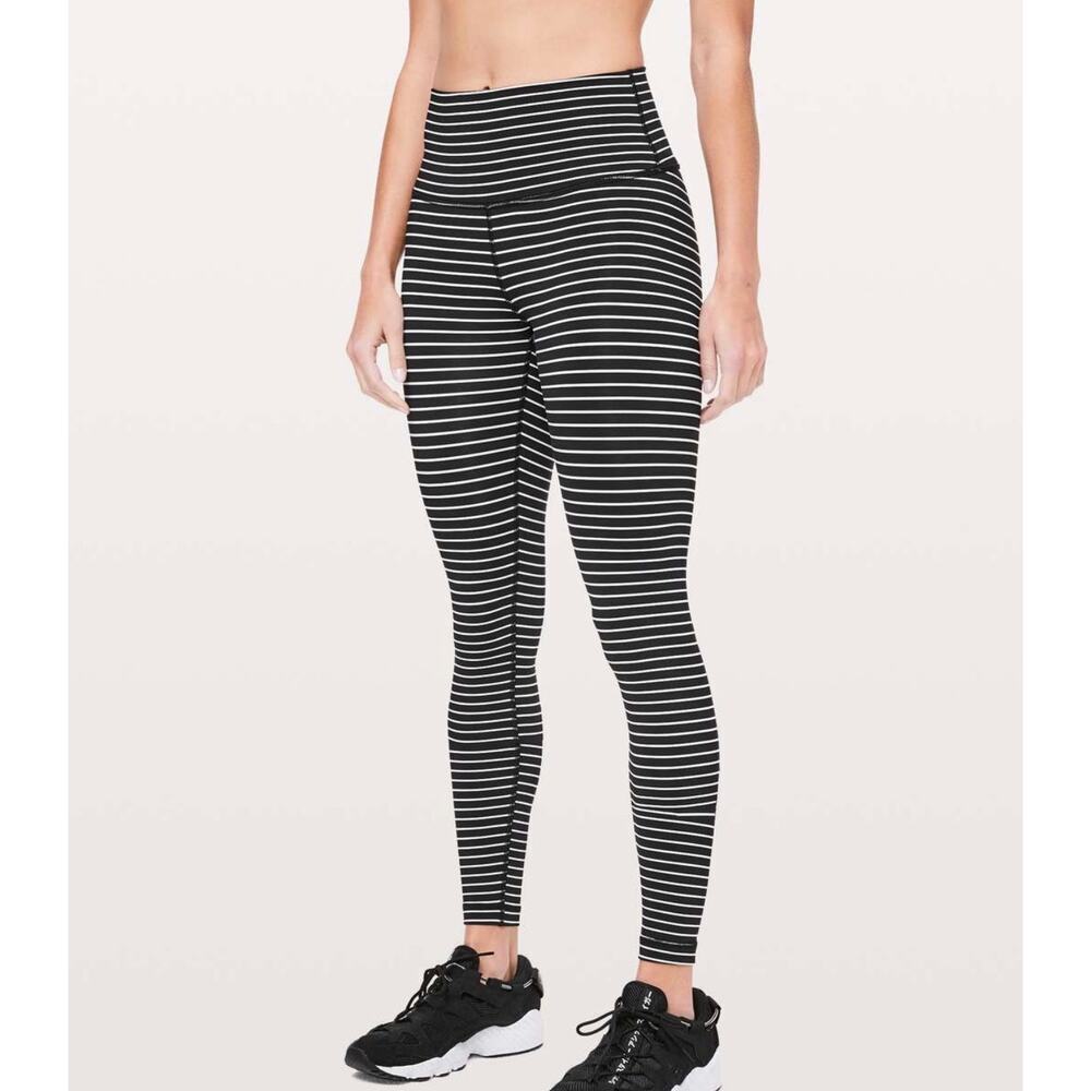 GAP Striped Athletic Leggings Black and White Hidden Pocket Size S